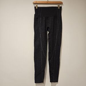 Victoria's Secret Black Sparkle Fabric Leggings, Size Medium